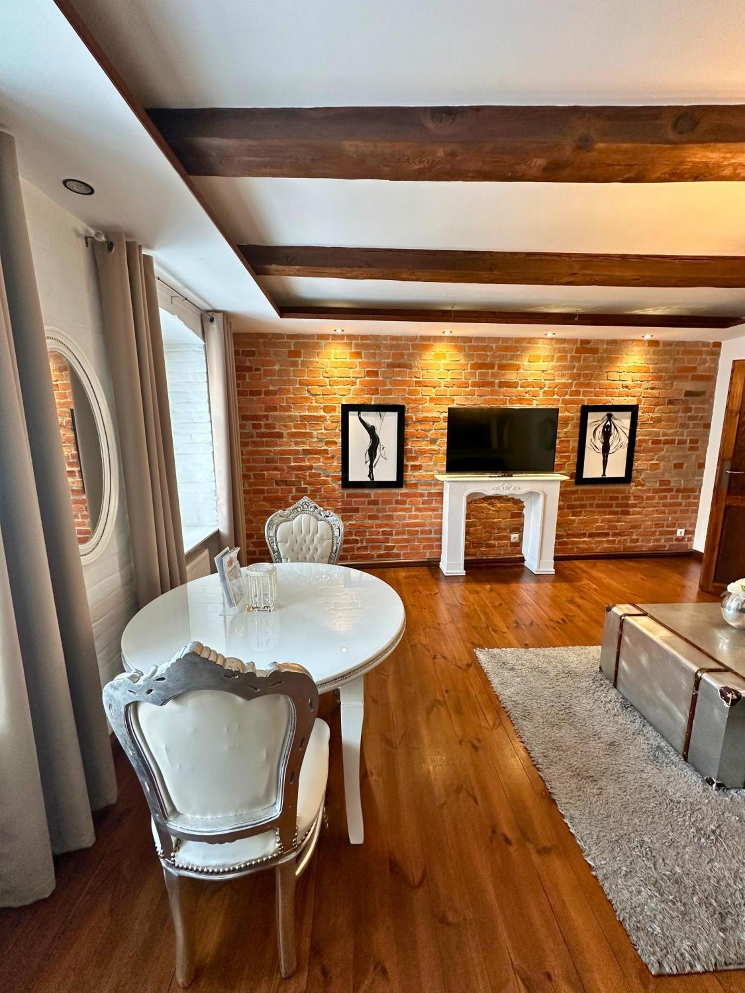 Perfect Stay - "Campari Glam Apartments" Торунь Екстер'єр фото