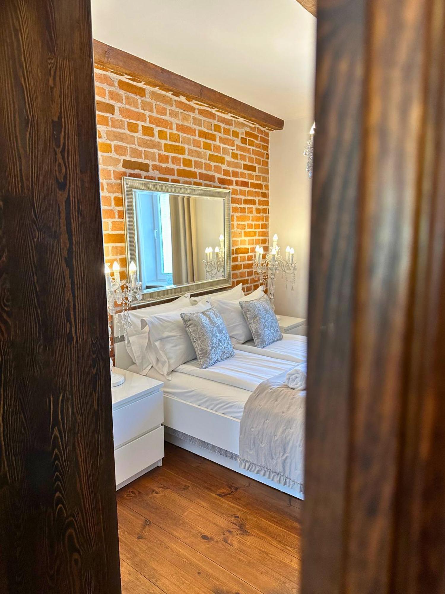 Perfect Stay - "Campari Glam Apartments" Торунь Екстер'єр фото